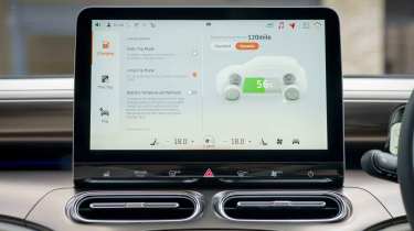 Smart #1 infotainment battery screen